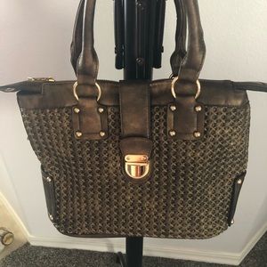 No name handbag
